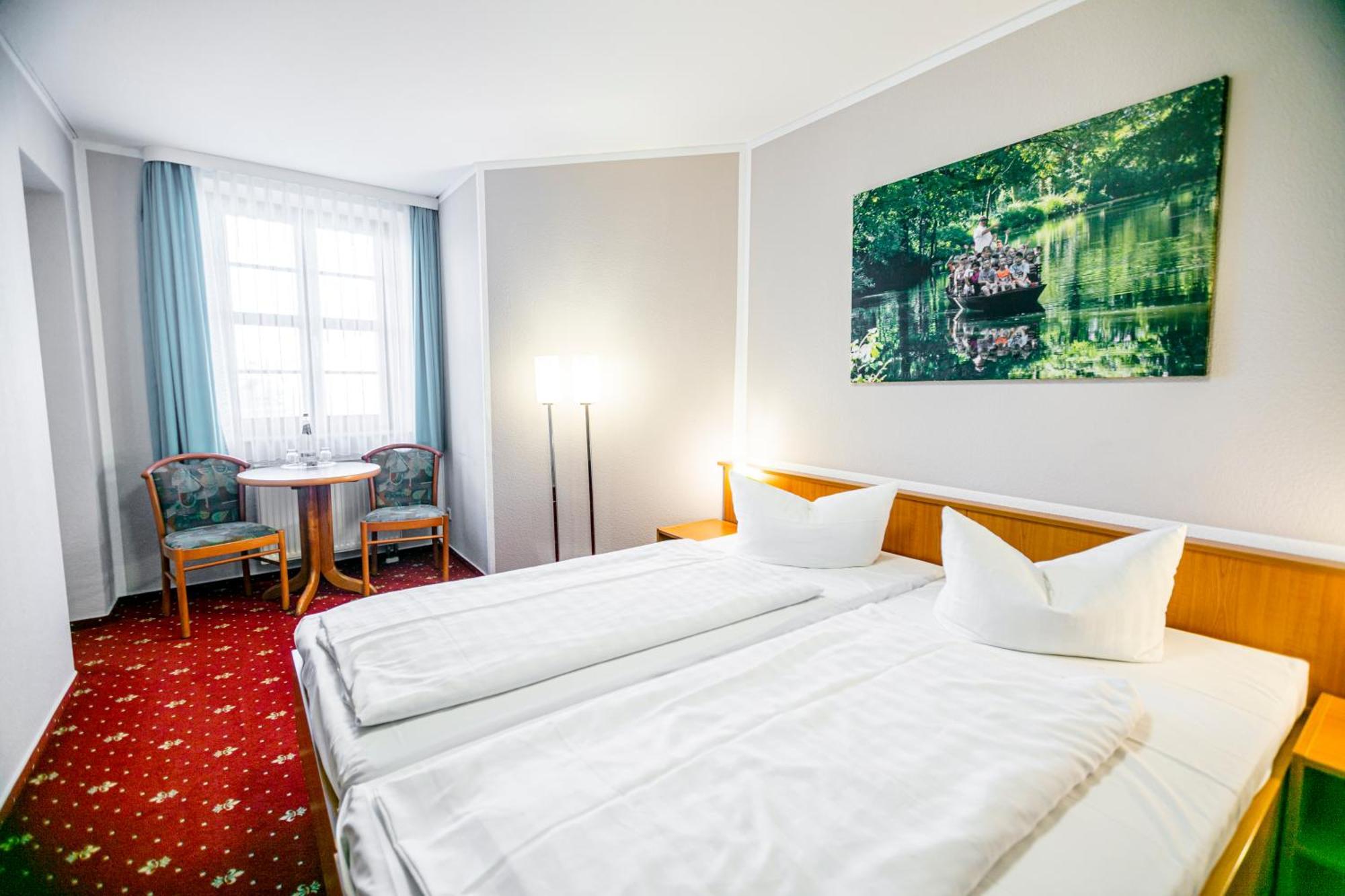 Hotel Zum Goldenen Loewen Peitz Esterno foto